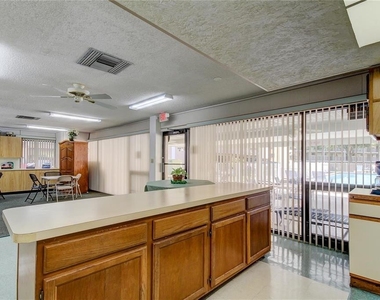 9433 Harbor Greens Way - Photo Thumbnail 19
