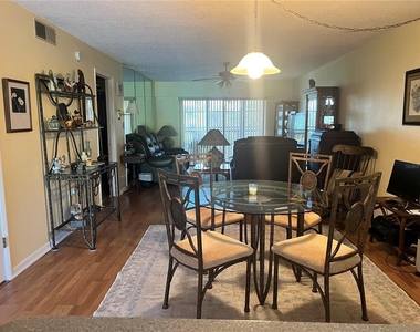 9433 Harbor Greens Way - Photo Thumbnail 6