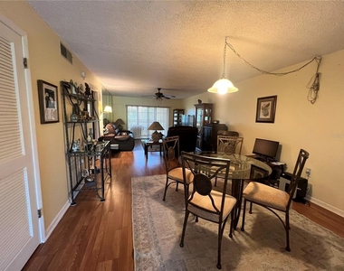 9433 Harbor Greens Way - Photo Thumbnail 5