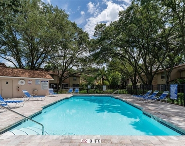 2304 Fletchers Point Circle - Photo Thumbnail 34