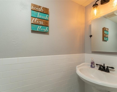 2304 Fletchers Point Circle - Photo Thumbnail 15