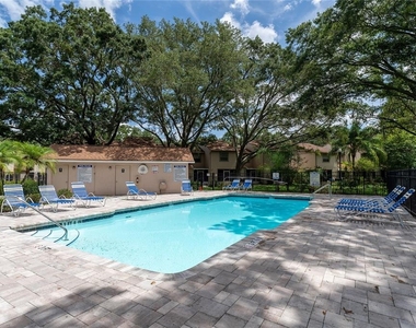 2304 Fletchers Point Circle - Photo Thumbnail 32