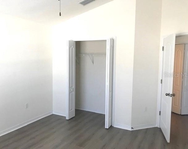 7708 Red Mill Circle - Photo Thumbnail 18