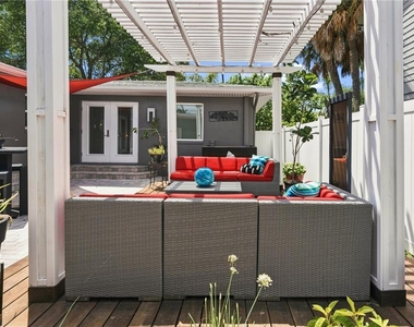 70 Gardenia Street - Photo Thumbnail 27
