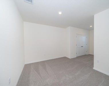 16642 Maude Drive - Photo Thumbnail 18