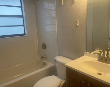 1349 Pierce Street - Photo Thumbnail 6