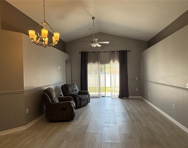 16212 Coopers Hawk Avenue - Photo Thumbnail 2