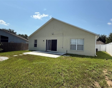 16212 Coopers Hawk Avenue - Photo Thumbnail 12