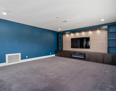 9462 Becker Court - Photo Thumbnail 43