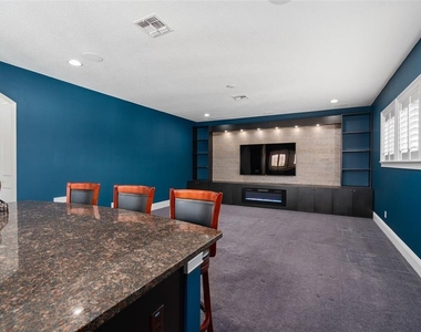 9462 Becker Court - Photo Thumbnail 42