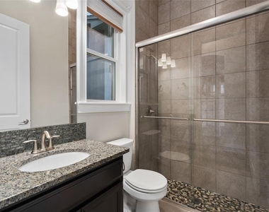 9462 Becker Court - Photo Thumbnail 5