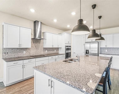 5517 Potenza Drive - Photo Thumbnail 3
