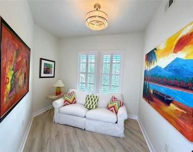 501 Mirasol Circle - Photo Thumbnail 9