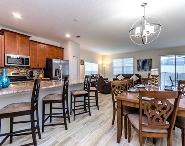 9047 Dogleg Drive - Photo Thumbnail 1
