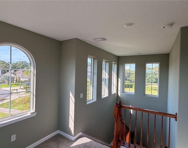 2141 Sherbrook Avenue - Photo Thumbnail 35