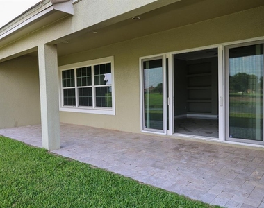 2141 Sherbrook Avenue - Photo Thumbnail 46