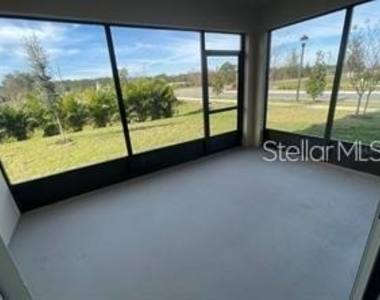 3882 Sagefield Drive - Photo Thumbnail 10
