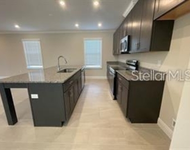 3882 Sagefield Drive - Photo Thumbnail 3
