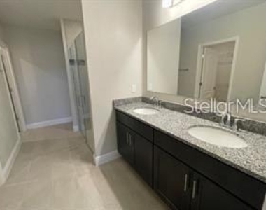 3882 Sagefield Drive - Photo Thumbnail 9
