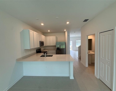 3087 Chromatic Street - Photo Thumbnail 5