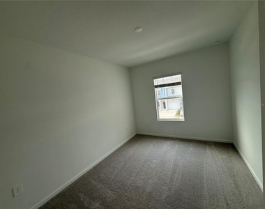 3087 Chromatic Street - Photo Thumbnail 12