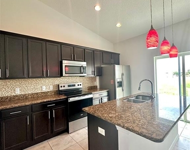 102 Aurelia Court - Photo Thumbnail 6