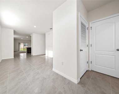 2667 Swooping Sparrow Drive - Photo Thumbnail 4