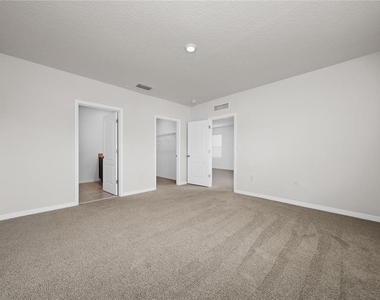 2667 Swooping Sparrow Drive - Photo Thumbnail 9