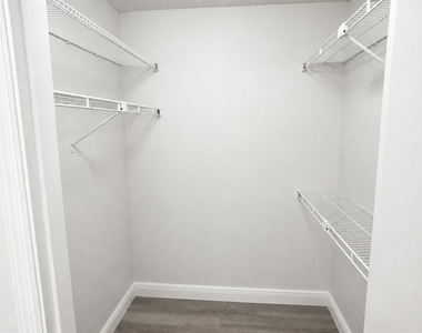 5156 Conroy Road - Photo Thumbnail 10