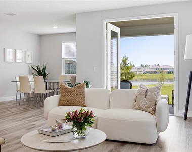 2205 Broadbrook Drive - Photo Thumbnail 14
