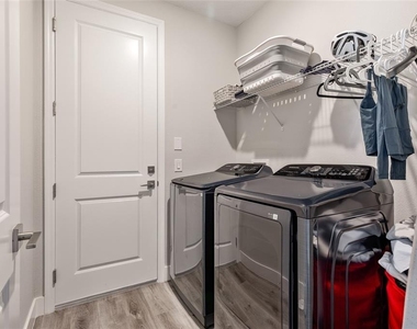 2205 Broadbrook Drive - Photo Thumbnail 27