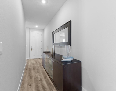 2205 Broadbrook Drive - Photo Thumbnail 4