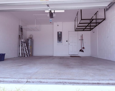 253 Luxmore Road - Photo Thumbnail 3