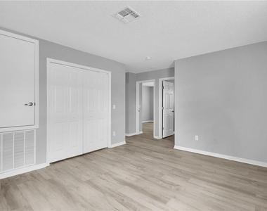 12928 Lexington Summit Street - Photo Thumbnail 30