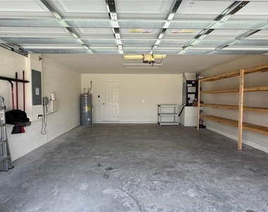 3139 Laurel Oak Lane - Photo Thumbnail 42