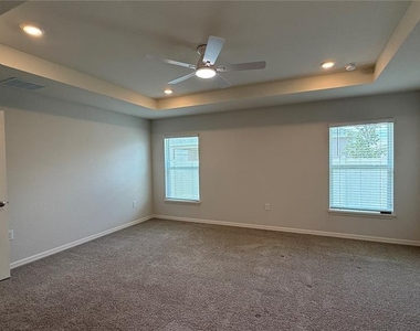 3139 Laurel Oak Lane - Photo Thumbnail 24