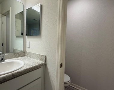 3139 Laurel Oak Lane - Photo Thumbnail 30
