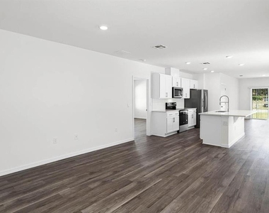 1628 Hummingbird Road - Photo Thumbnail 1