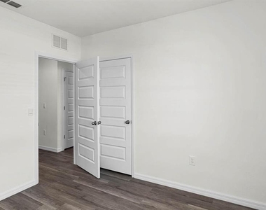 1628 Hummingbird Road - Photo Thumbnail 22