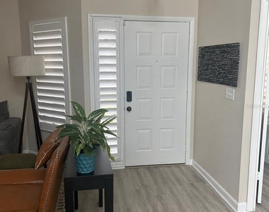 1137 Maple Creek Court - Photo Thumbnail 3