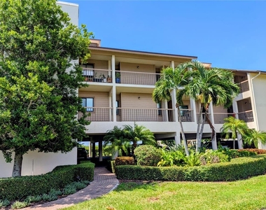 3850 Mariners Walk - Photo Thumbnail 1