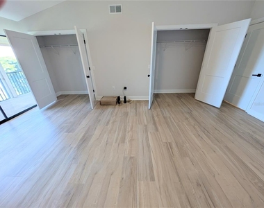 3850 Mariners Walk - Photo Thumbnail 25