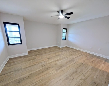 3850 Mariners Walk - Photo Thumbnail 30