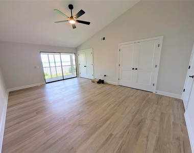 3850 Mariners Walk - Photo Thumbnail 24