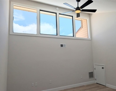 3850 Mariners Walk - Photo Thumbnail 18