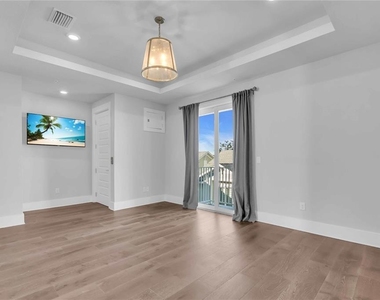 506 Laurel Park Drive - Photo Thumbnail 16