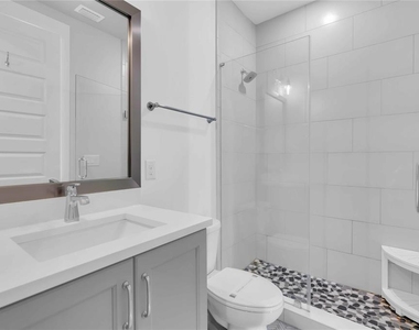 506 Laurel Park Drive - Photo Thumbnail 11