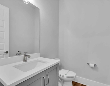 506 Laurel Park Drive - Photo Thumbnail 3