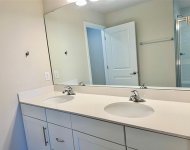 5424 Peaceful Creek Cove - Photo Thumbnail 46