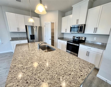5424 Peaceful Creek Cove - Photo Thumbnail 12
